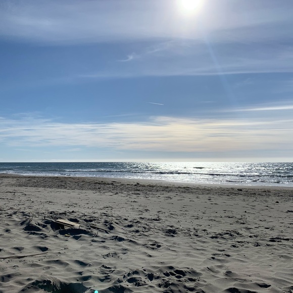 Meet your Posher, Kristine - Picture 1 of 2